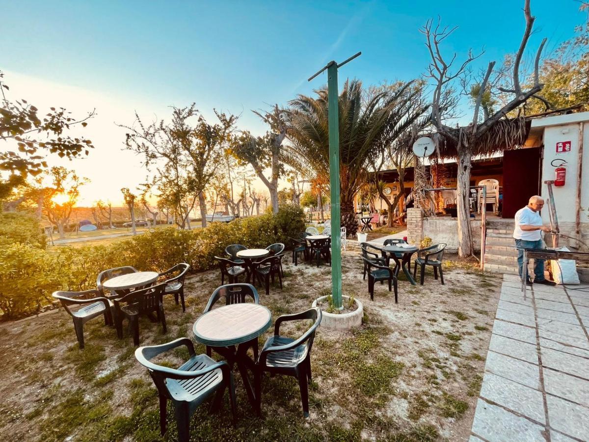 Camping Torre Mucchia 奥托纳 外观 照片