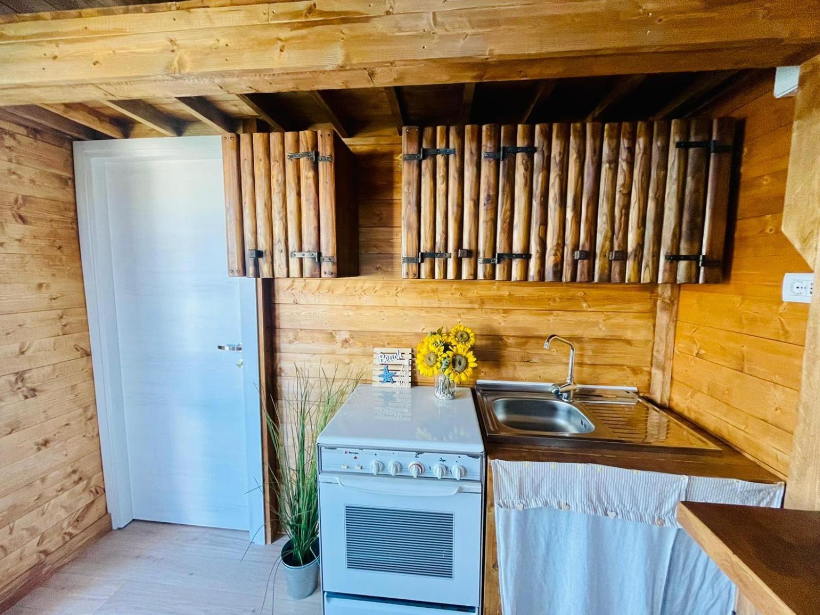 Camping Torre Mucchia 奥托纳 外观 照片