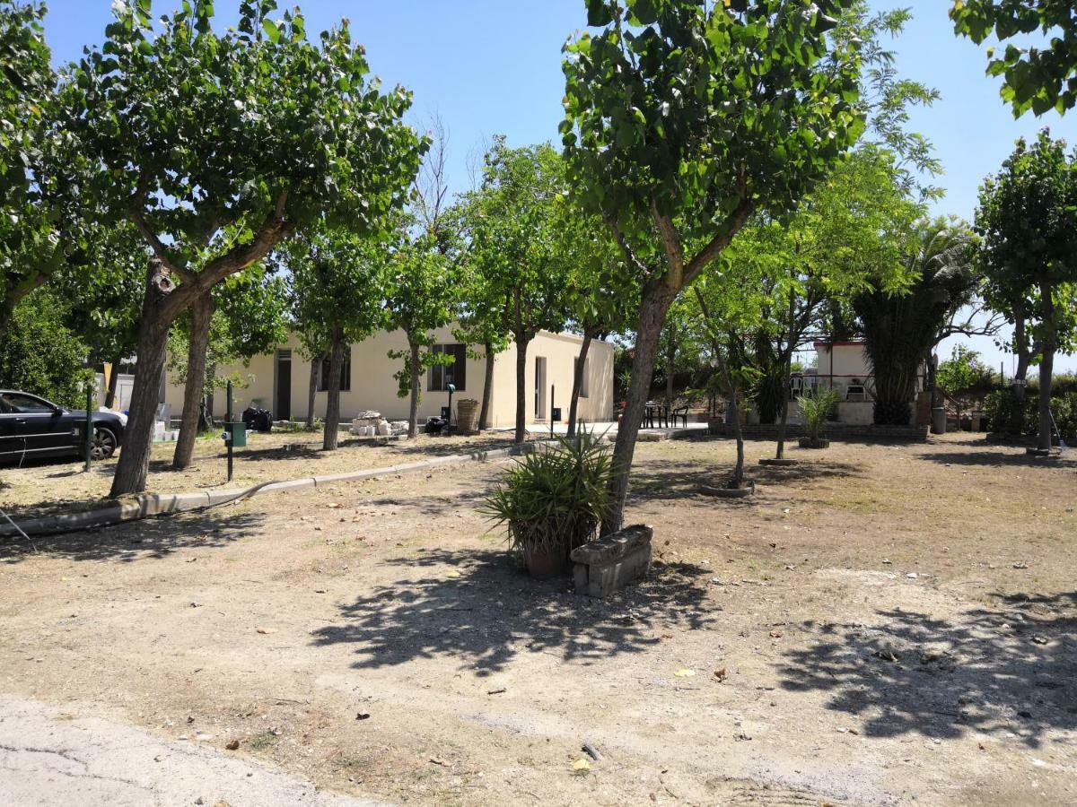 Camping Torre Mucchia 奥托纳 外观 照片